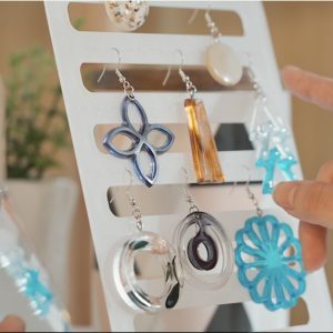 真空成型應用 - 樹脂製作的耳環