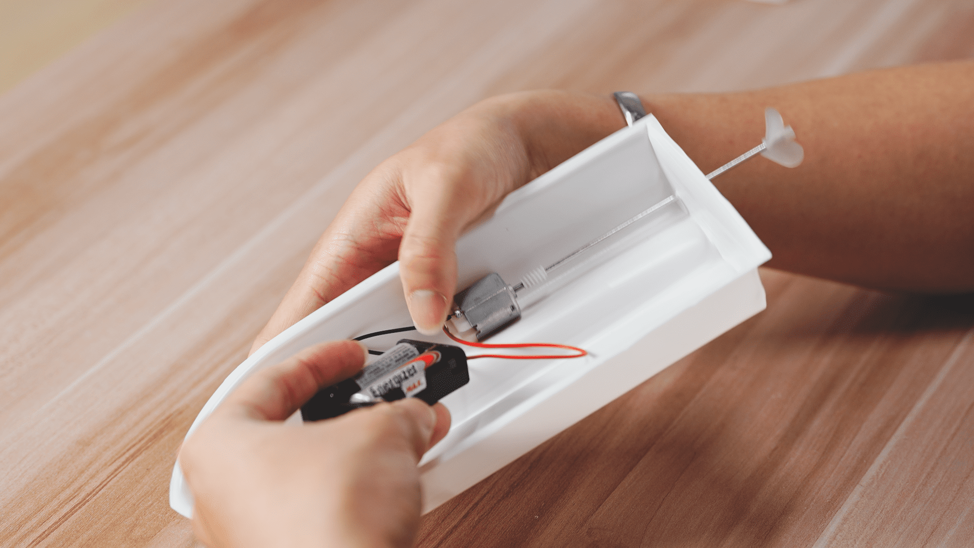 DIY boat power assembly, installing DC motor and drive shaft