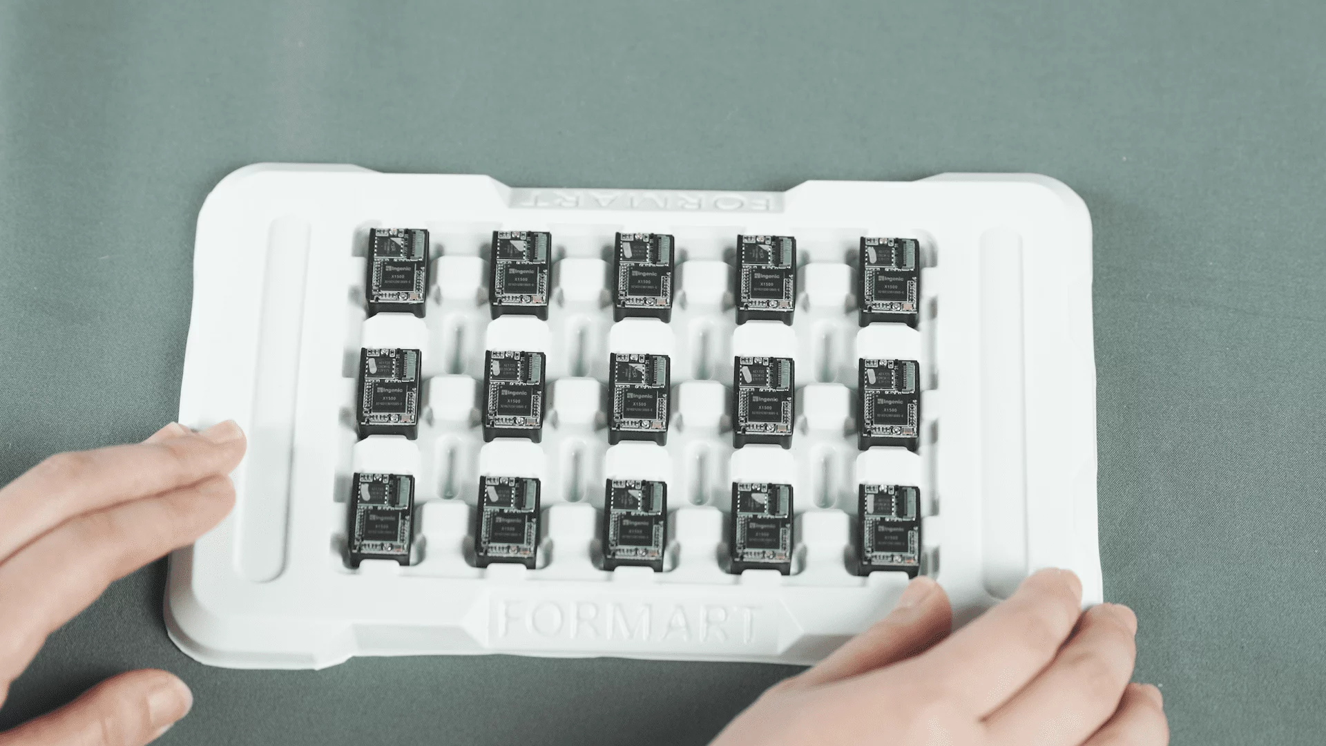 DIY tray design diagram showing flexible layout and custom part fit