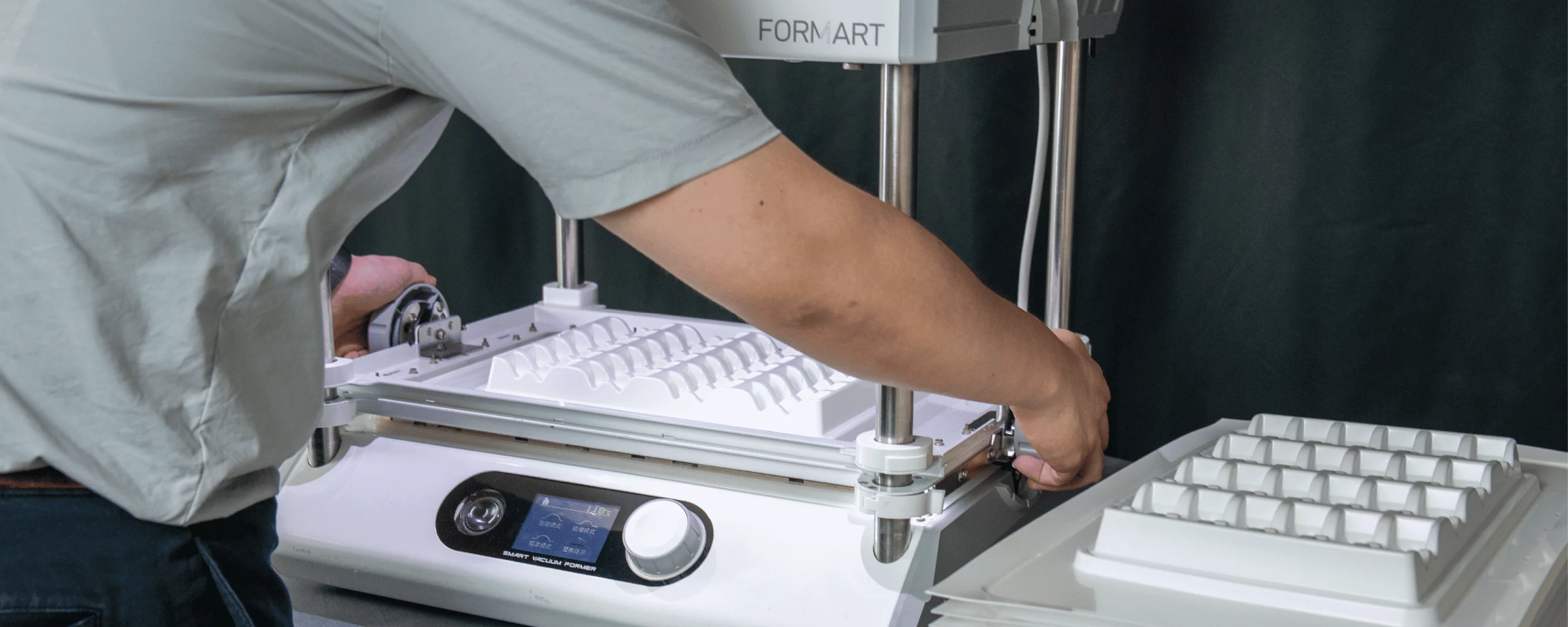 Forming a custom parts tray with FORMART 2