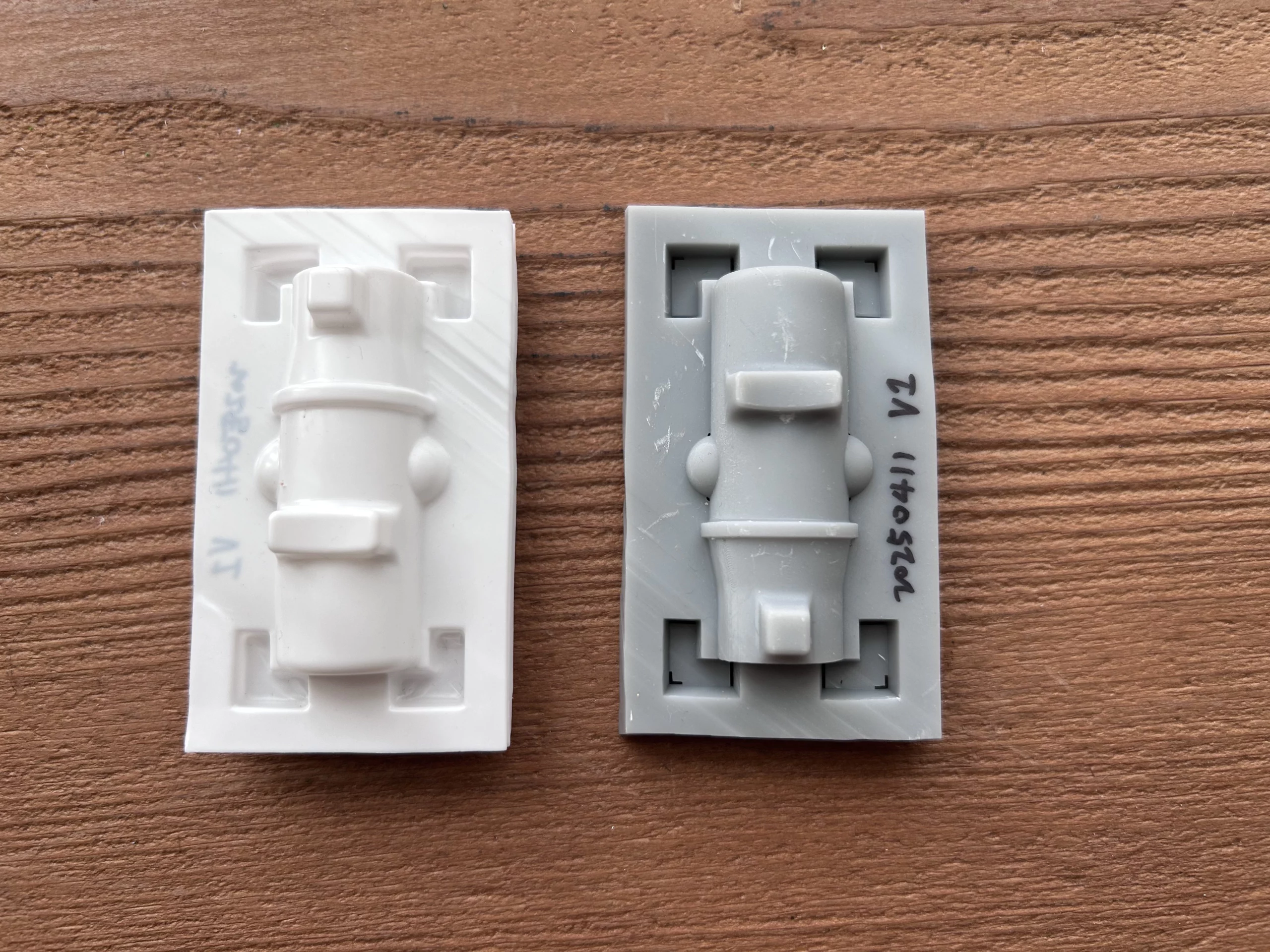 Vacuum-formed trays for a large molded component