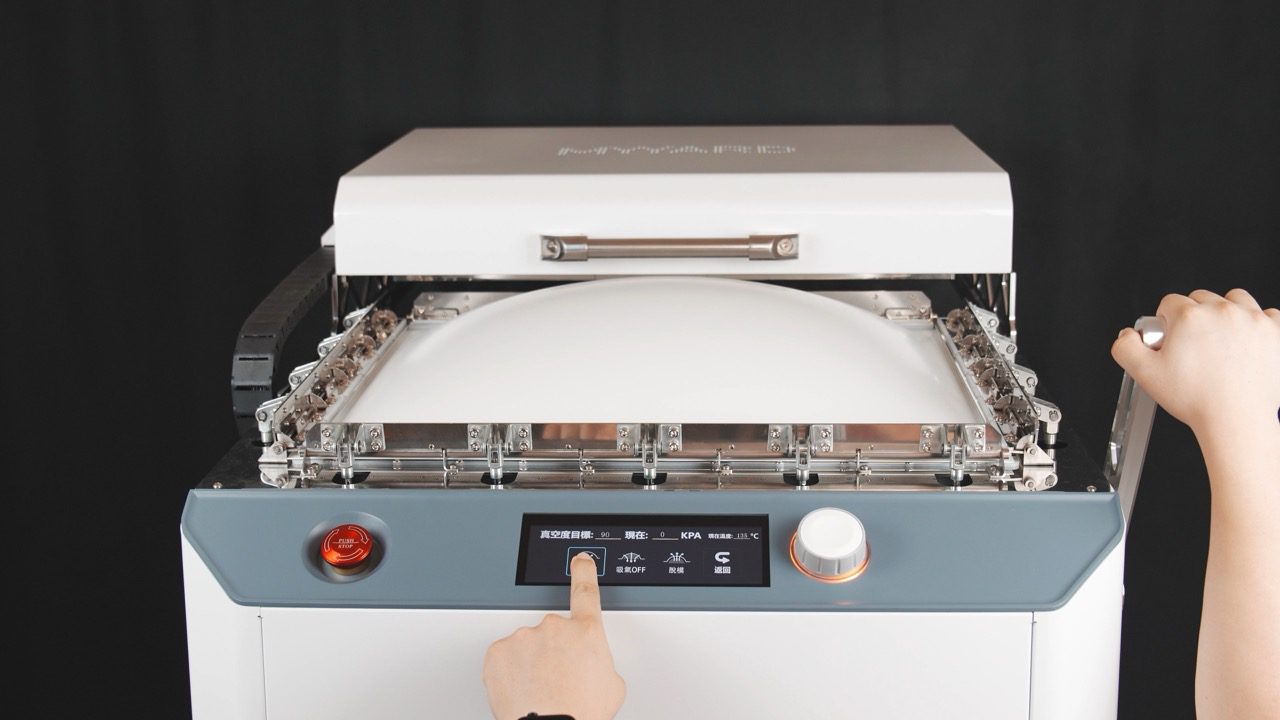 FORMOVA-輕工業級智慧真空成型機:圖片 6