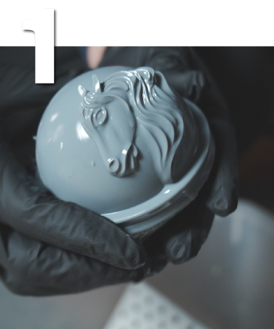 MYYARD 4 step-1 Step 1: Preparing a horse-shaped mold for custom vacuum forming with a FORMART vacuum forming machine